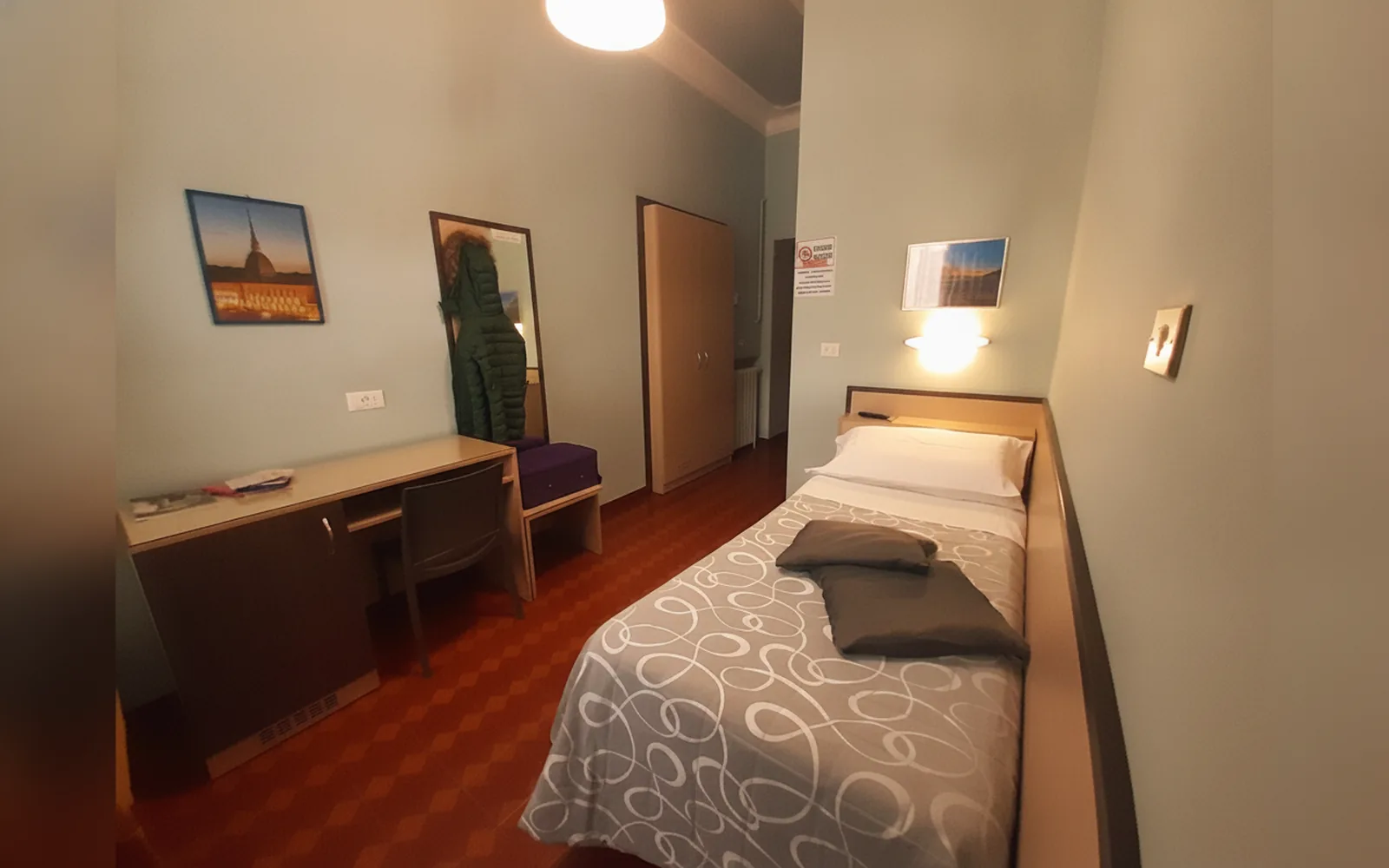 Camera con bagno privato — Hotel Alba, Torino (Piemonte) (foto 45)
