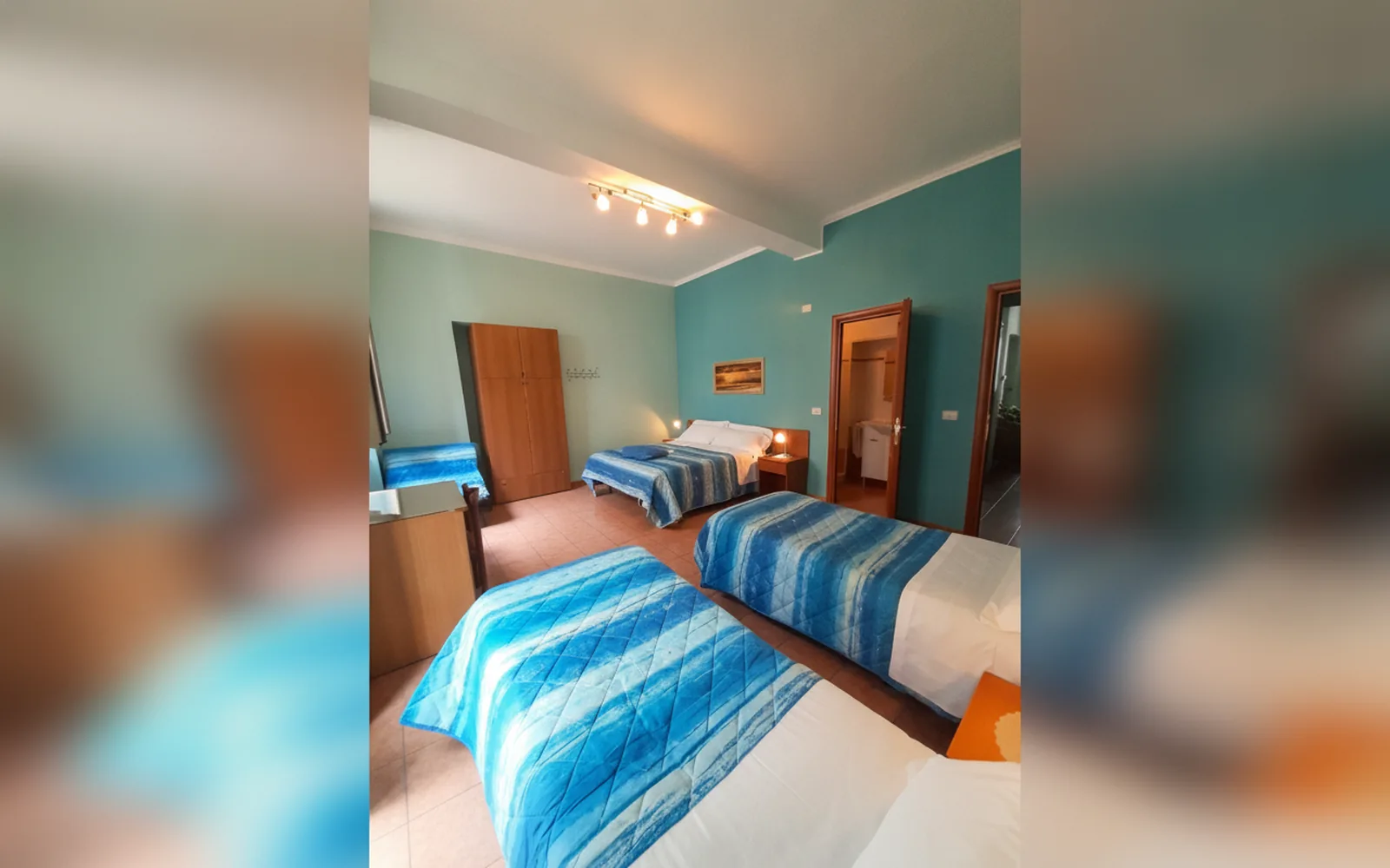 Camera con bagno privato — Hotel Alba, Torino (Piemonte) (foto 56)
